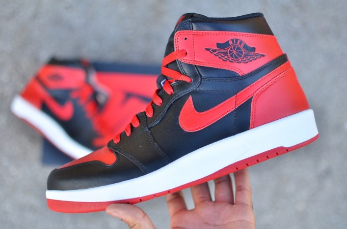Detailed looks // Air Jordan 1 High OG âPatent Bred