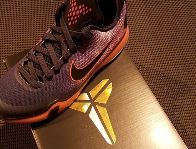 Nike Kobe 10 GS Cave Purple Hyper Orange