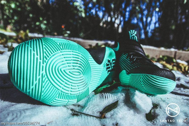 Nike Kyrie 2 Green Glow
