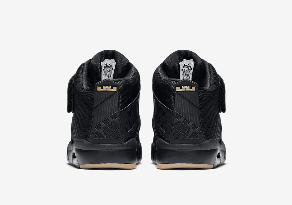 Nike Air Akronite Black Metallic Gold