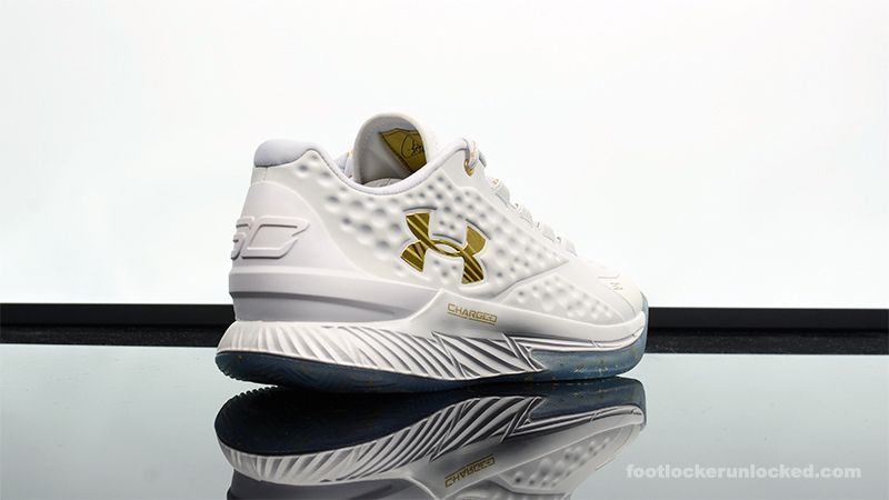 Under Armour Curry 1 Low Friends and Family