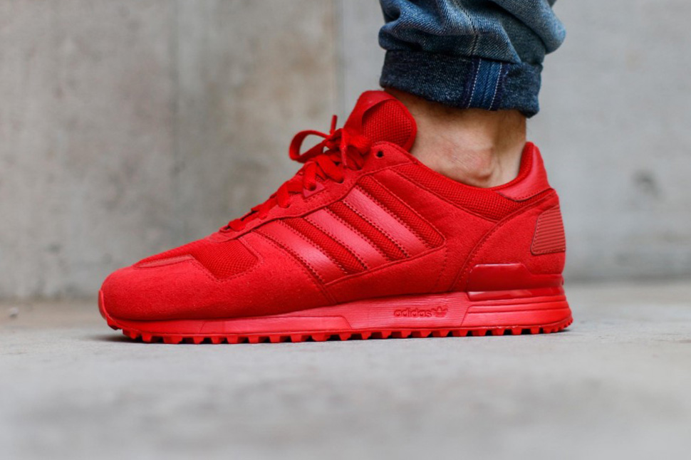 adidas ZX 700 Triple Red