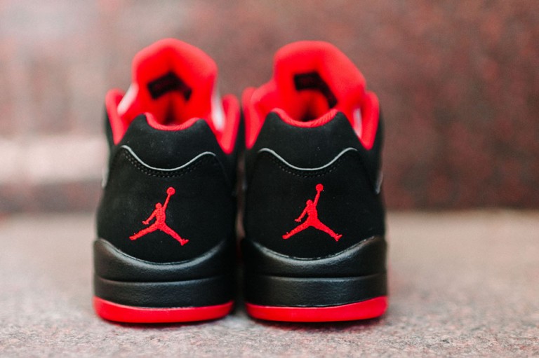 alternate 90 jordan 5