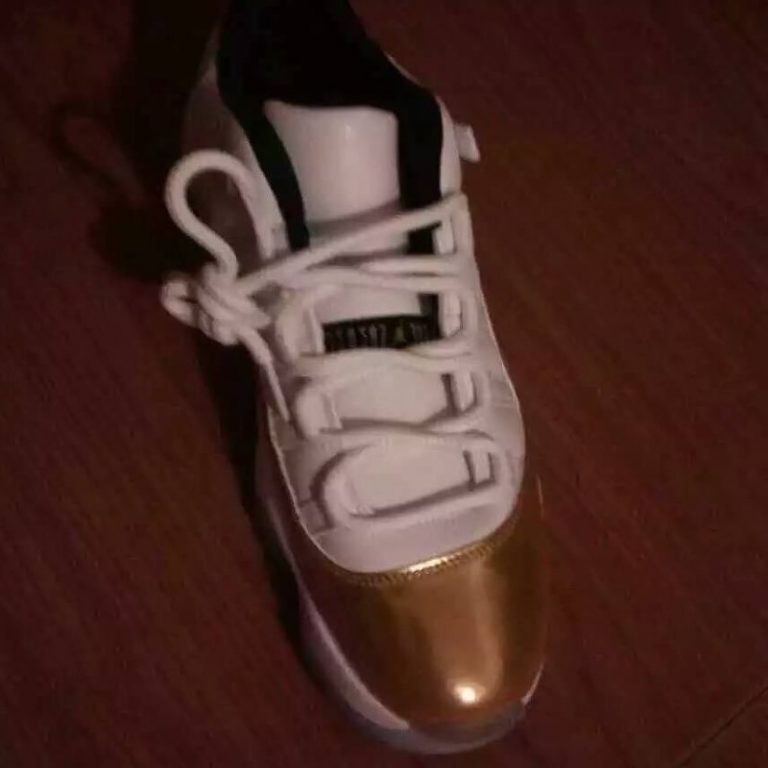 jordan 11 low olympic