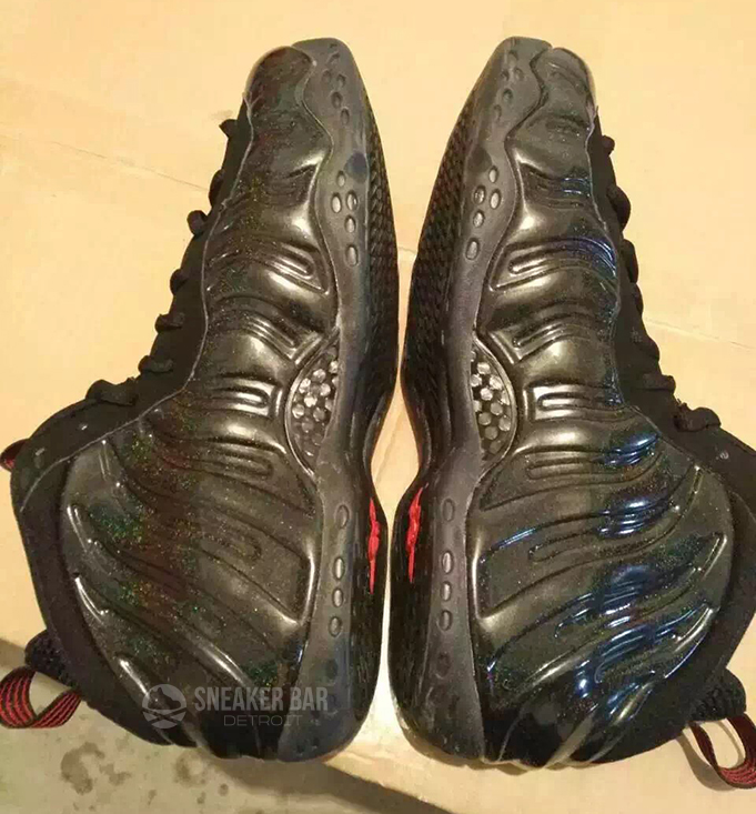 Nike Air Foamposite One Black Gold Speckle