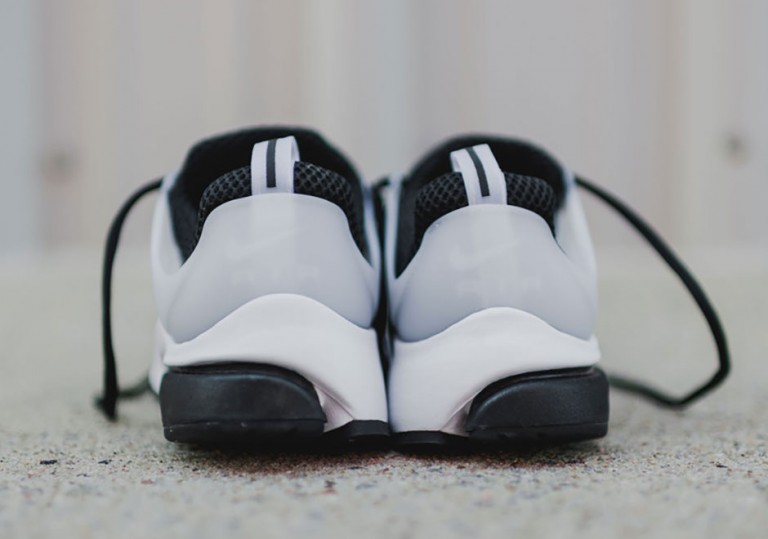 mens nike air presto black and white