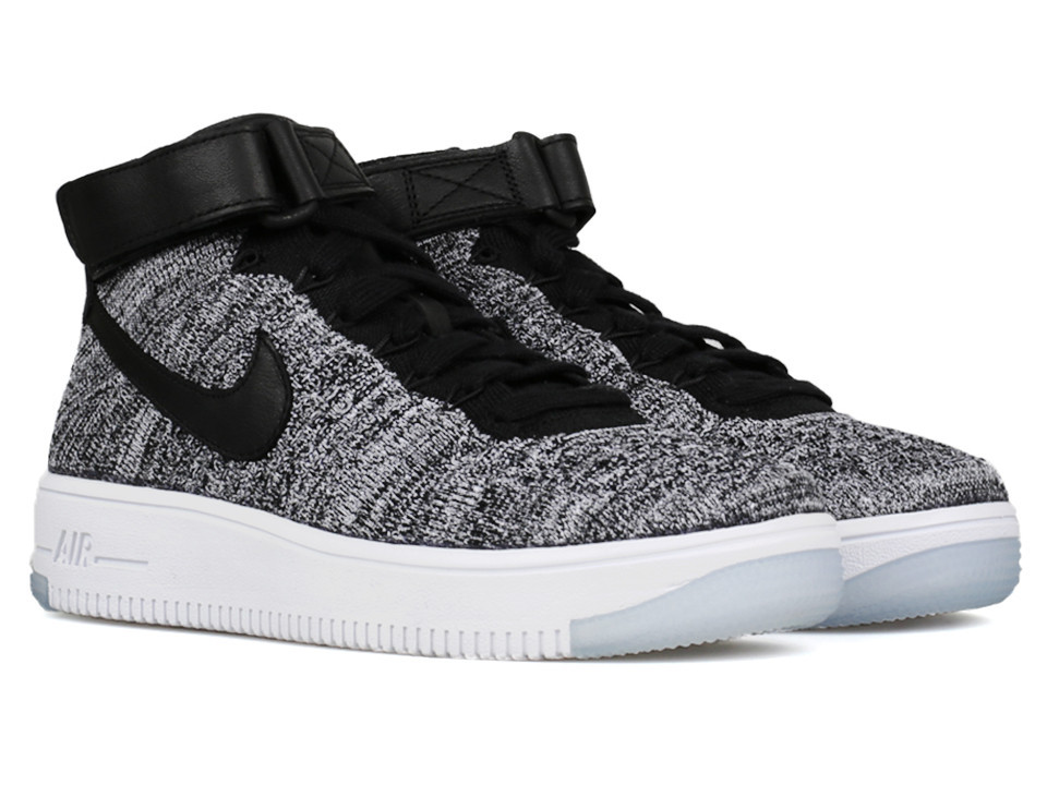 Nike Womens Flyknit Air Force 1