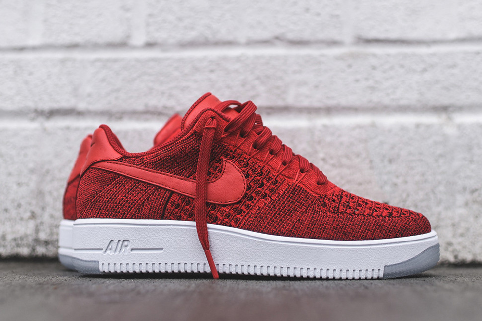 Nike Air Force 1 Ultra Flyknit Low University Red