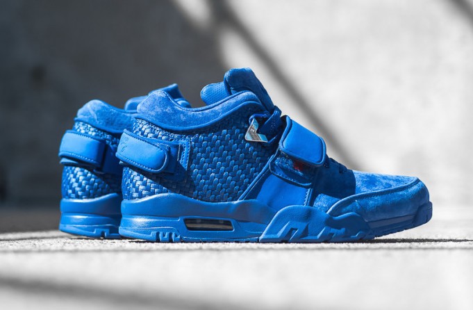 Nike-Air-Trainer-Victor-Cruz-QS-Rush-Blue-681x446.jpg