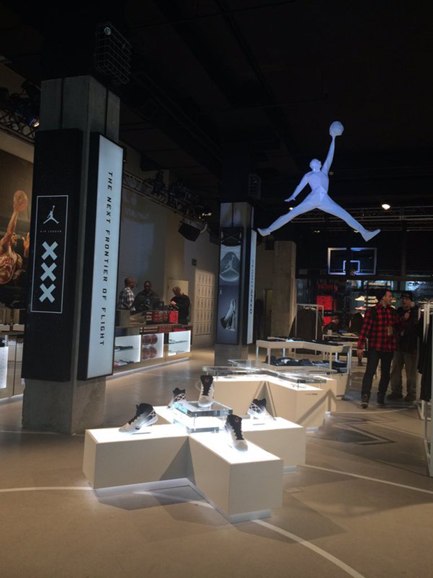 Air Jordan Toronto Store 306 Yonge