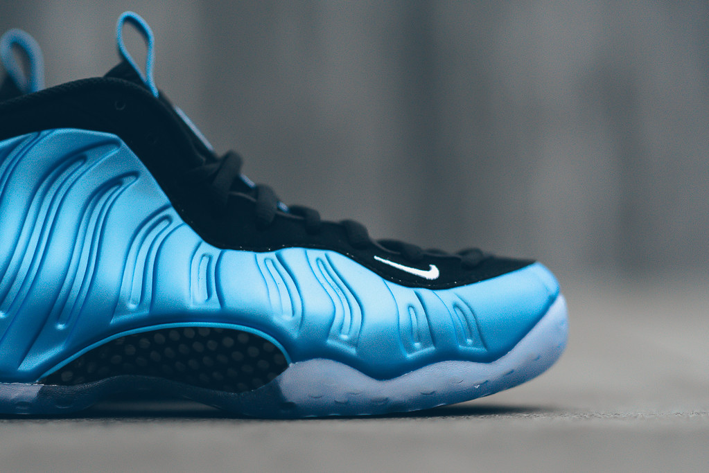 Nike Air Foamposite One University Blue Release Reminder