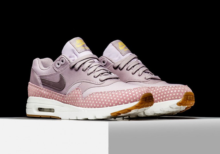 Nike WMNS Air Max 1 Ultra Essential Plum Fog - Sneaker Bar Detroit