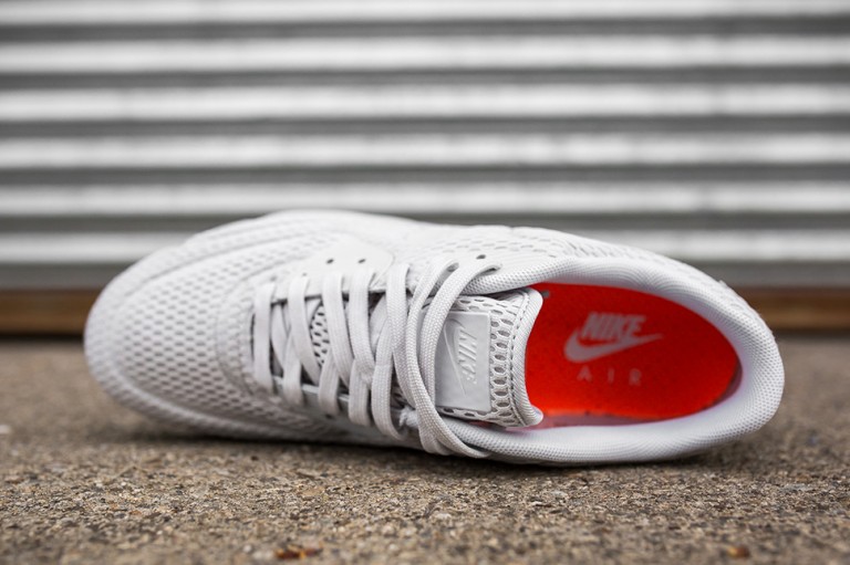 air max 90 platinum white