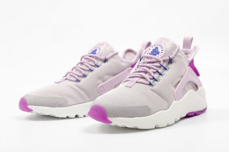 nike huarache lilac
