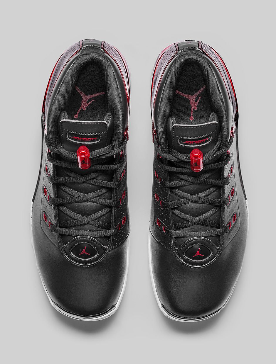 Air Jordan 17 Bulls Black Red