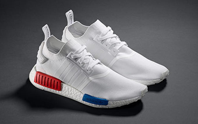 nmd r1 white and blue