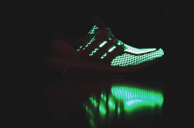 adidas ultra boost glow