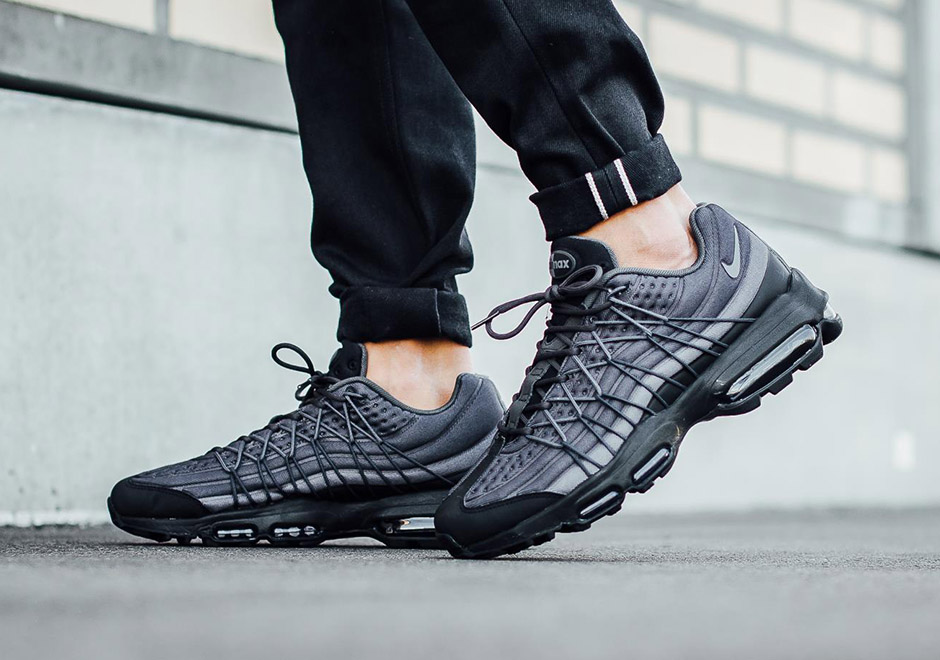 nike air max ultra se black