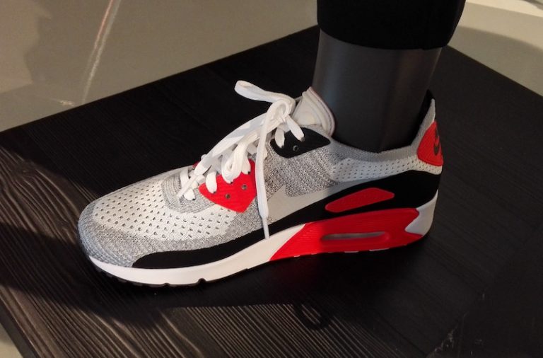 flyknit infrared 90