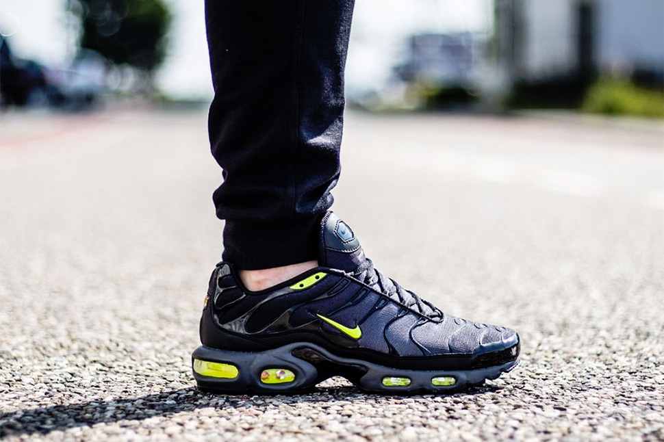 Nike Air Max Plus Tuned 1 Dark Grey Volt Black Sneaker Bar Detroit