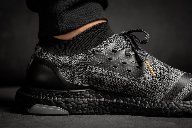 Adidas ultra boost hot sale uncaged carbon black