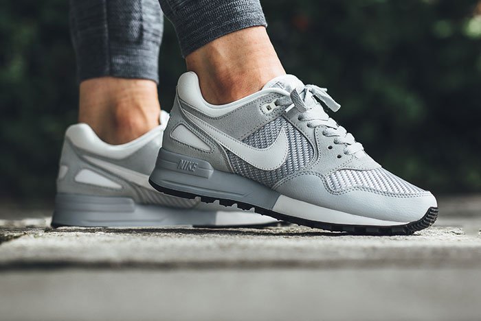 nike air pegasus 89 grey