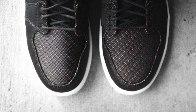 jordan 1 retro ultra high black white