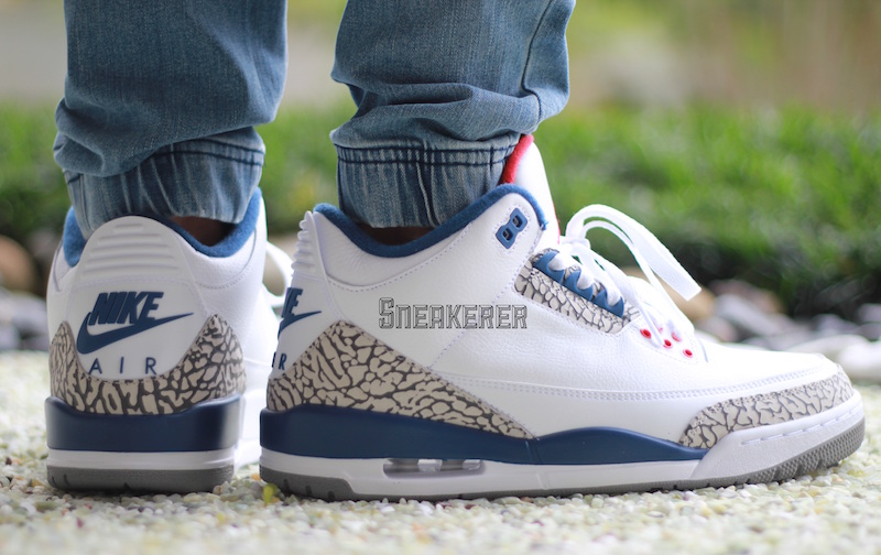 Air Jordan 3 OG True Blue On Foot