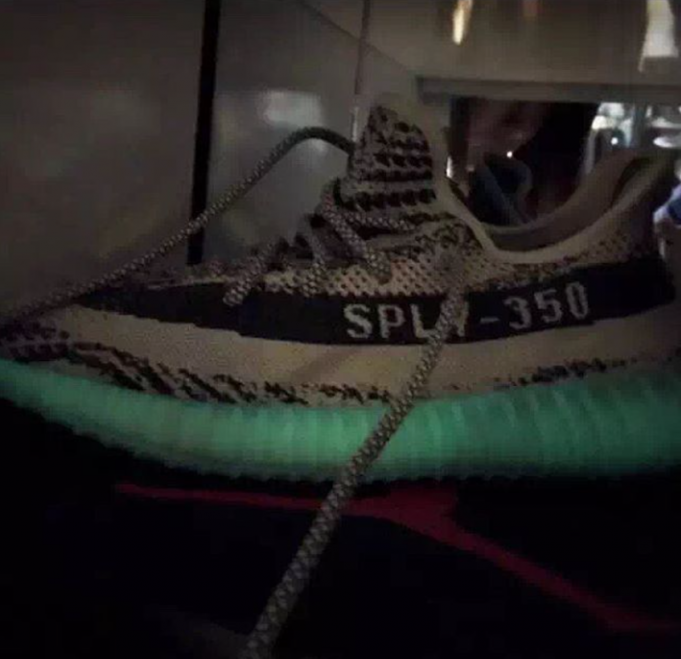 yeezy alien glow in the dark