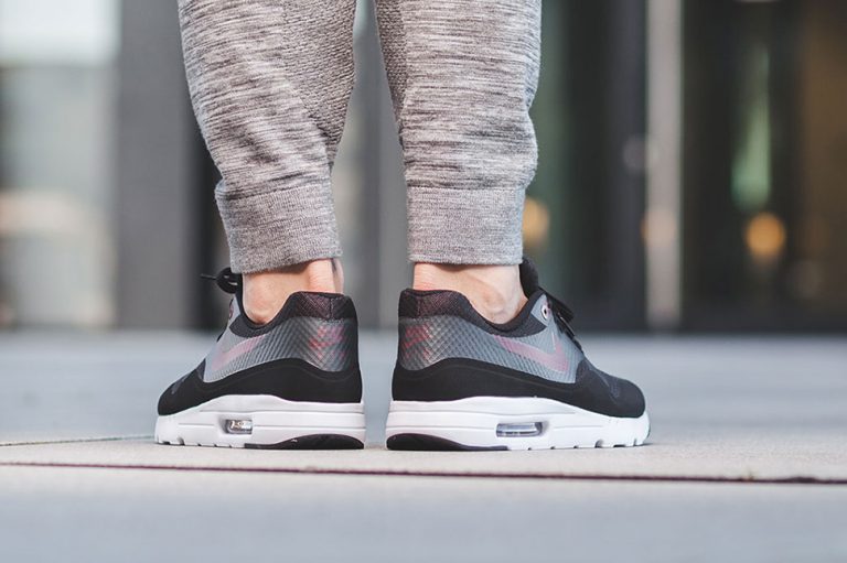 night maroon air max 1