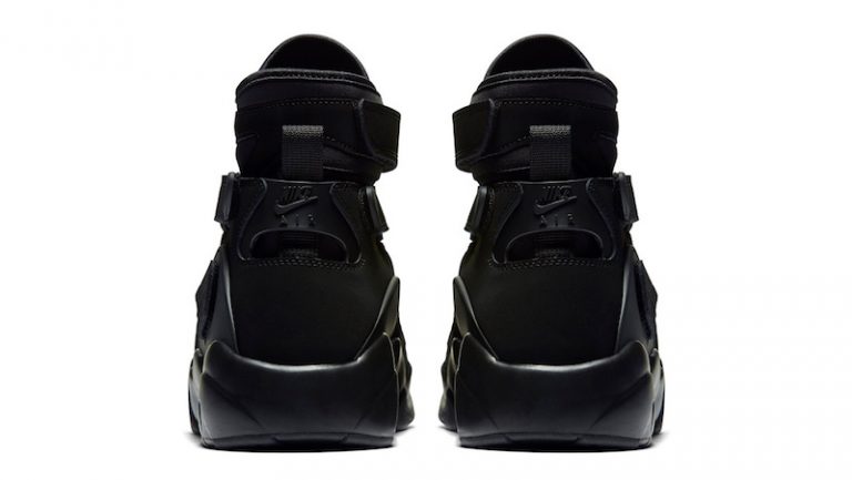 nike air unlimited triple black