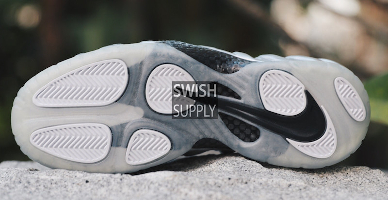 Nike Air Foamposite Pro Metallic Silver Surfer Carbon Fiber