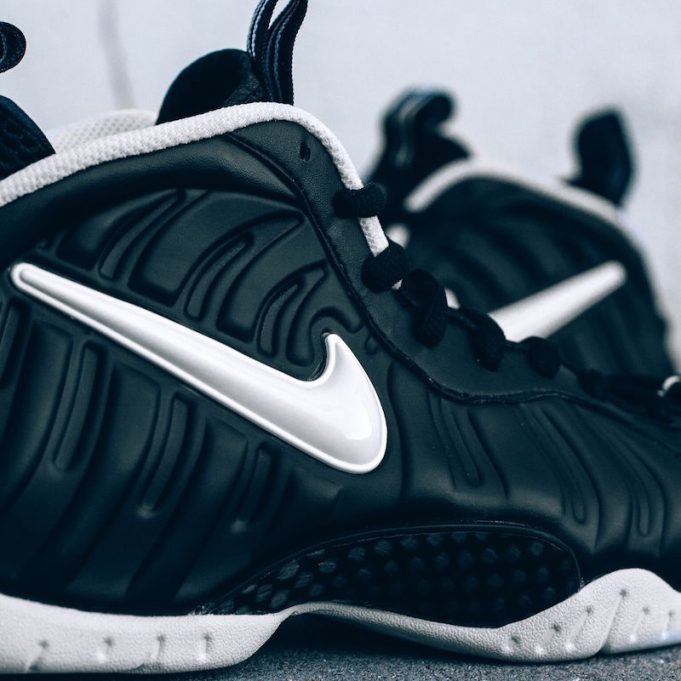 foamposite pro dr doom