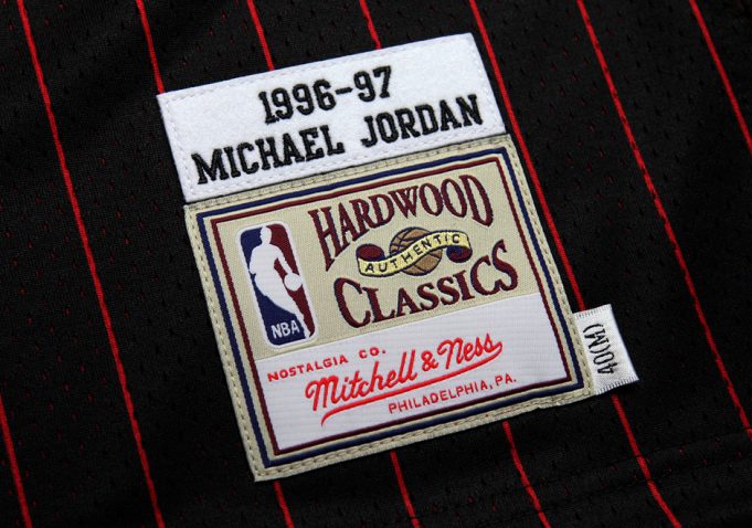 michael jordan black pinstripe jersey