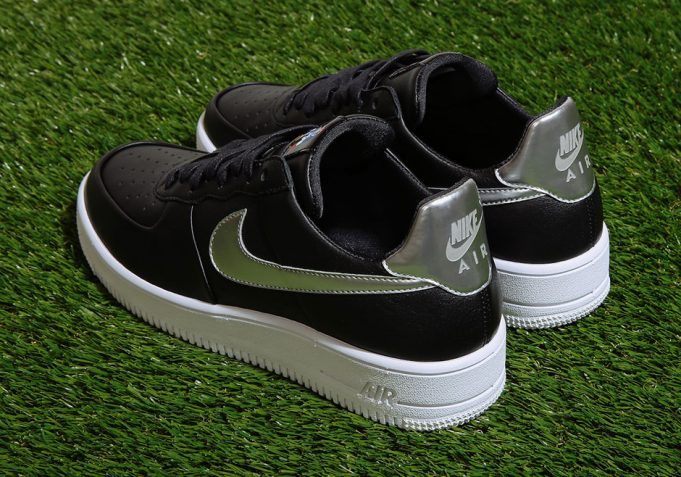 new robert kraft nike sneakers