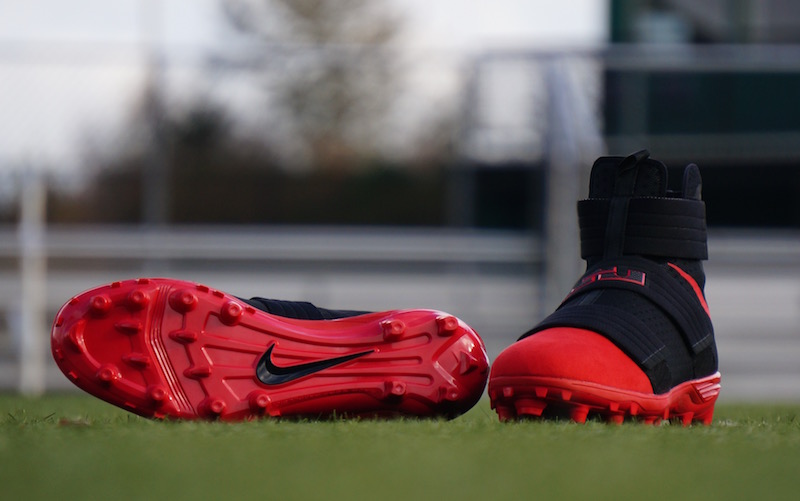 nike lebron soldier cleats