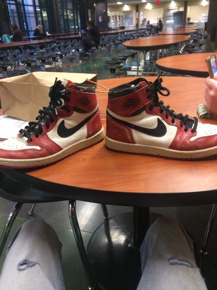 Teacher Gives Original Air Jordan 1 To Student