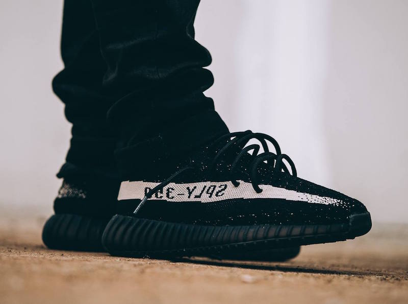 sepatu adidas yeezy boost 350 v2 black