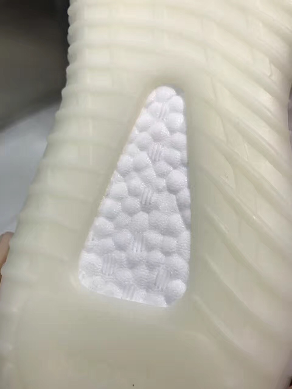 Real Yeezy Boost 350 V2 Cream White Unboxing & Review In 4K 