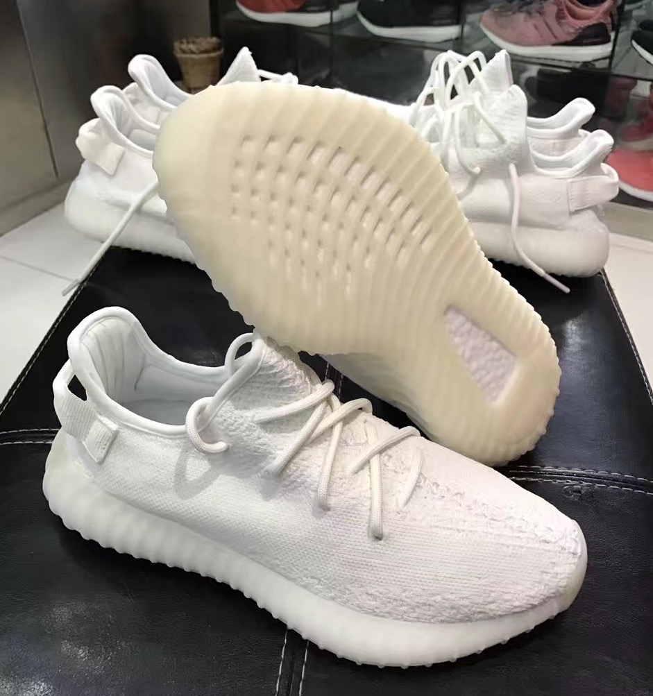 adidas yeezy white