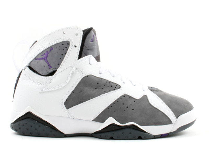 grey and white 7s