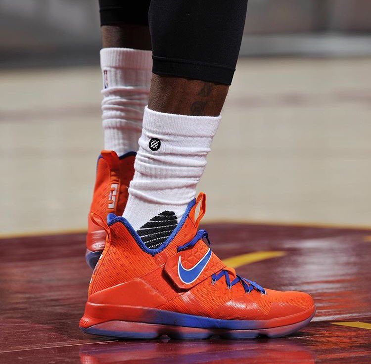 LeBron James Wears Nike LeBron 14 Hardwood Classics PE