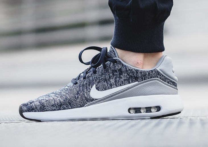 Nike Air Max Modern Flyknit College Navy