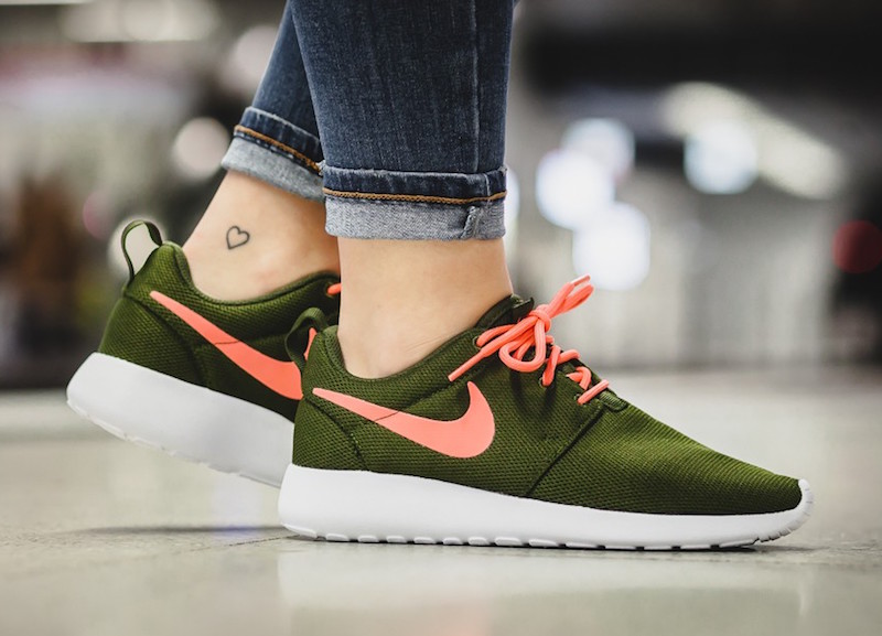 nike roshe one green