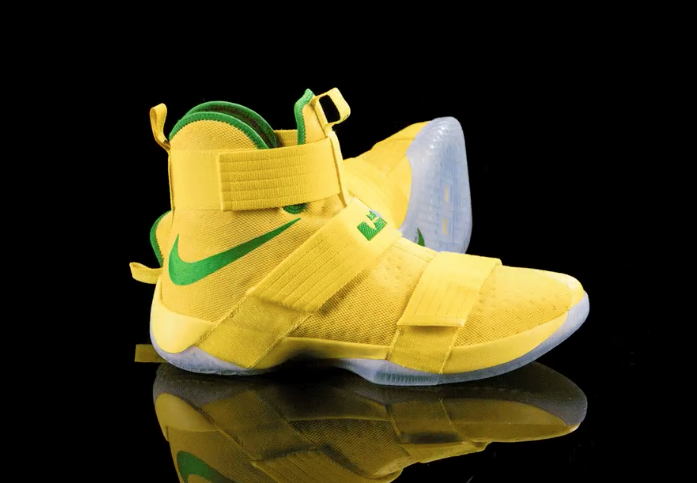 Oregon Ducks Nike LeBron Soldier 10 Yellow Green