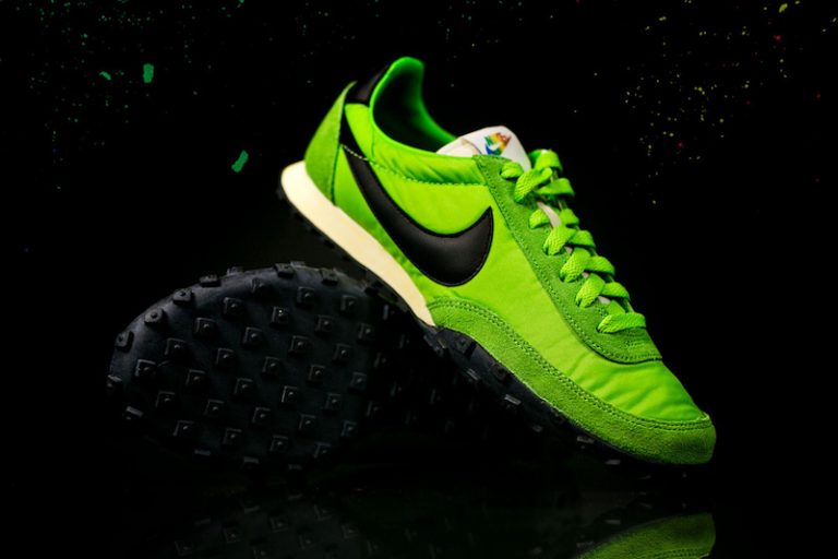 nike waffle racer green