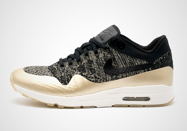 Nike WMNS Air Max Flyknit Metallic Gold Collection