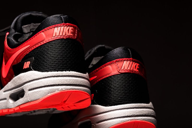 Nike Air Max Zero Essential Bright Crimson 881224-005
