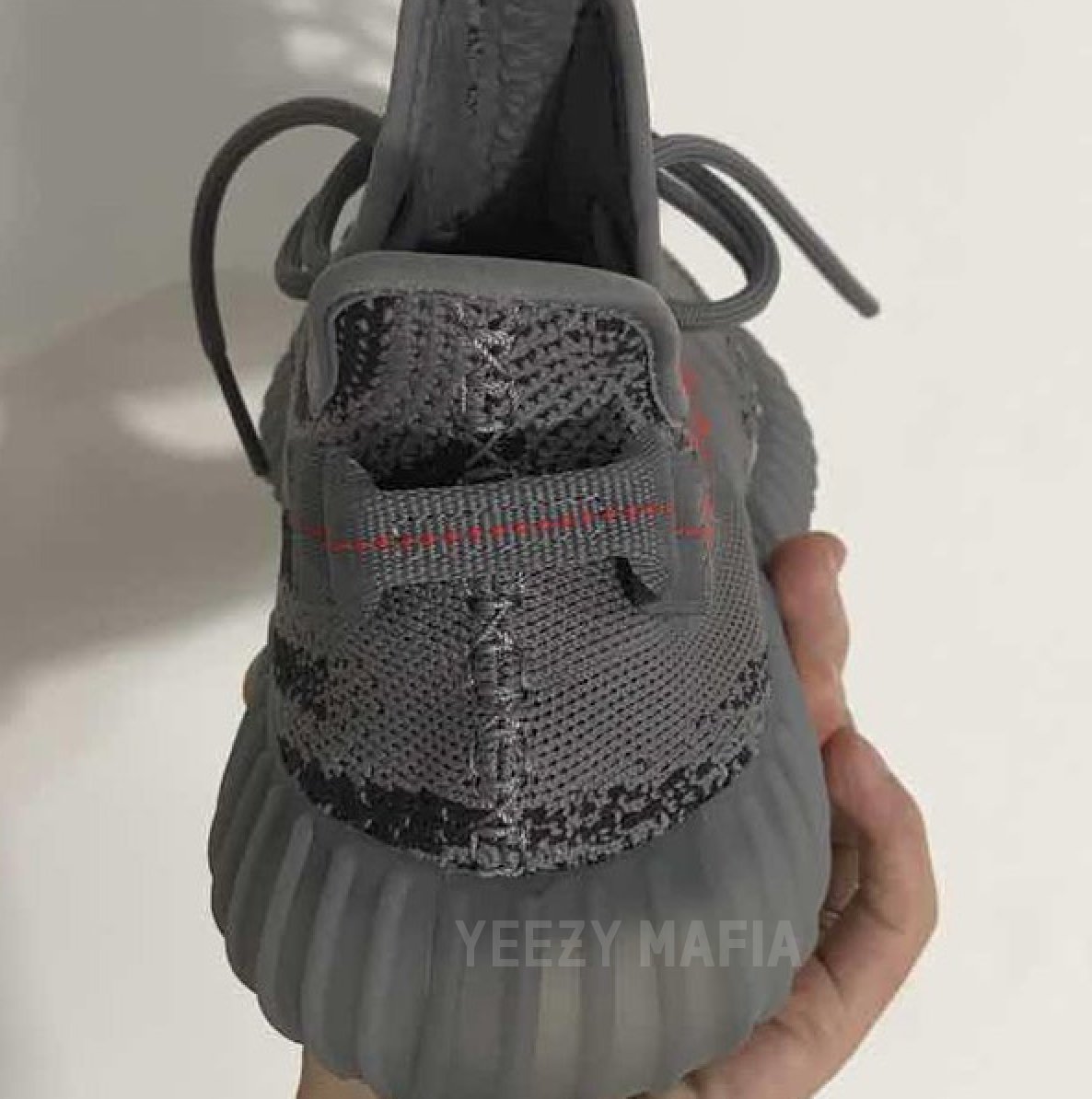 yeezy 350 v2 pull tab