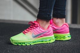 Nike Air Max 2017 in Racer Pink and Ghost Green